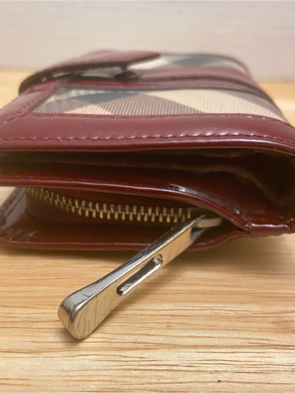 Burberry Classic Nova Check Pattern Compact Wallet Burgundy with Silver Metal. - Picture 4 of 13